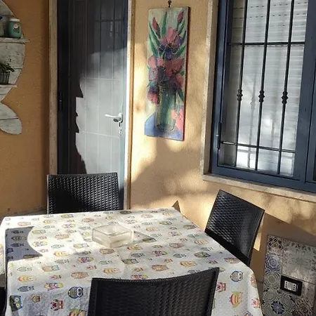 Apartment Monolocale In A Castiglioncello